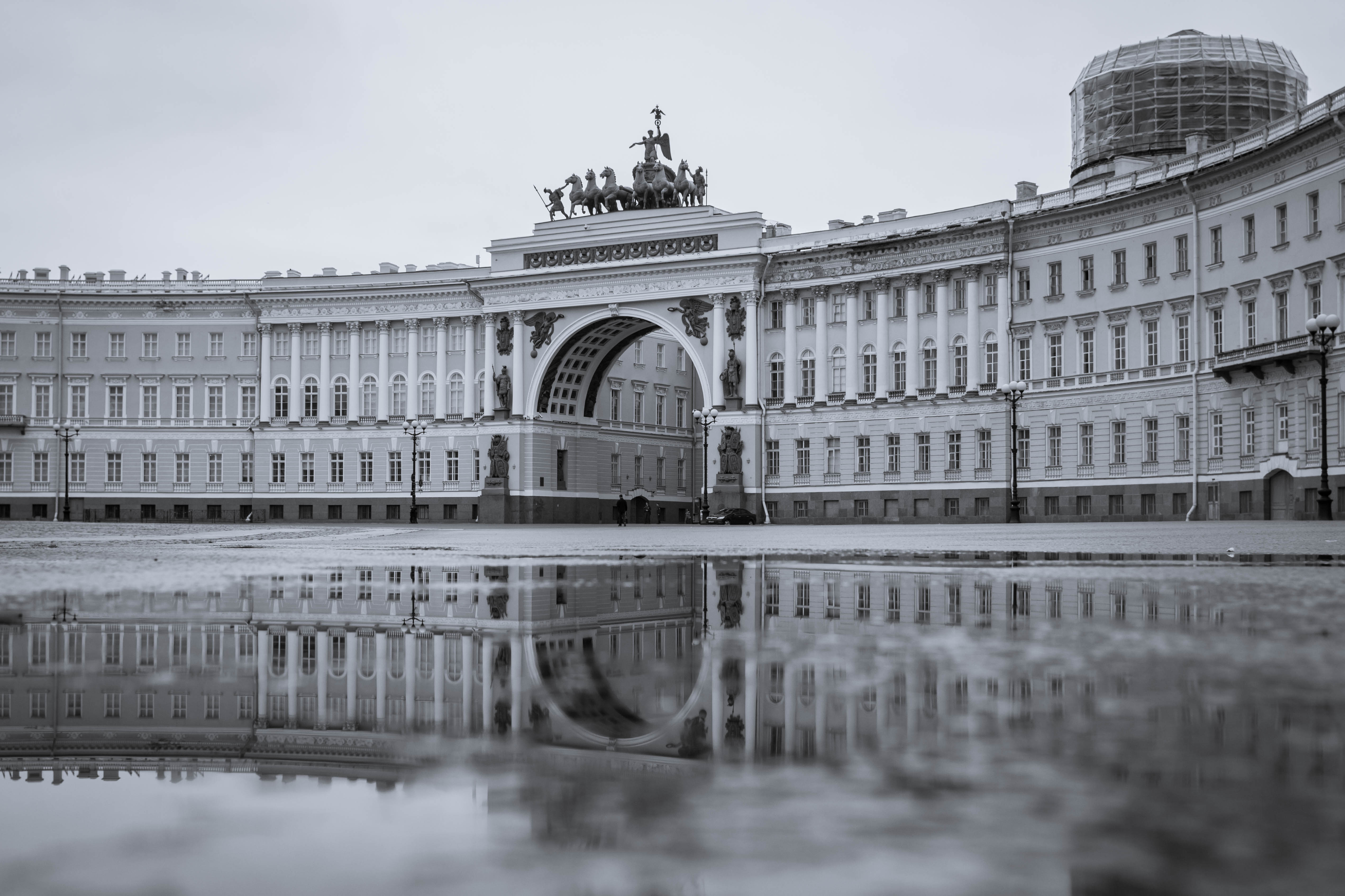 Засыпанный Петербург